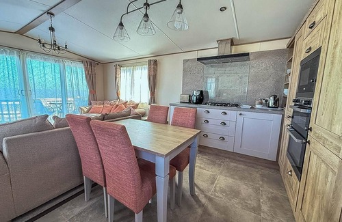 Hopton on Sea House | Beautiful caravan with stunning sea views at Haven Hopton ref 80001H