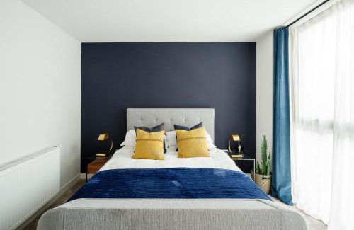 Woodberry Down Apartment | Beautiful & Contemporary Hackney Retreat