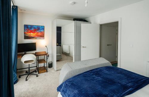 Woodberry Down Apartment | Beautiful & Contemporary Hackney Retreat