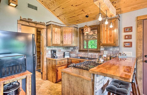 Caddo County Cabin | Beautiful Country Cabin on Crooked Creek Farm!