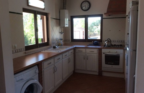 Aldeia dos Palheiros Cottage | Beautiful country villa with luxury swimming pool and relaxing Hot Tub