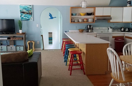 Macon House | Beautiful deep water view! Pets ok, linens/towels included