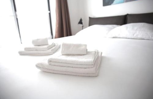 Mertert Apartment | Beautiful Design 2 BR Loft