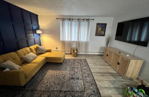 Fairview Apartment | Beautiful downtown Anchorage 4
