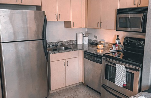 Cortez Hill Apartment | Beautiful Downtown San Diego Studio