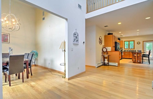 Springs House | Beautiful East Hampton Retreat with Hot Tub and Pool!