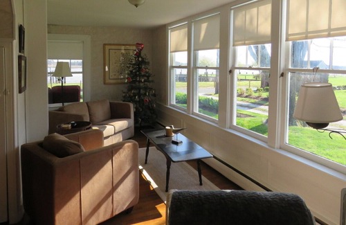 Whitehaven House | Beautiful Eastern Shore River Cottage near Salisbury