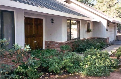 Alta Sierra House | Beautiful European-Style Home Across from Golf Course W/Pool