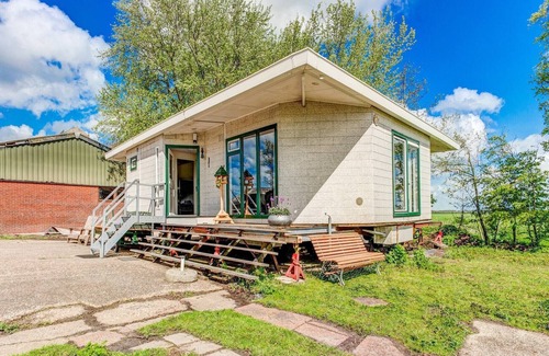 Suwald House | Beautiful farmhouse with a hottub