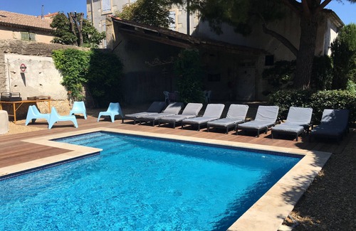 Cazouls-les-Beziers Bed & Breakfast | Beautiful town house for your mini bteak