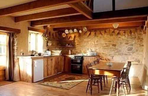 Trenance Cottage | Beautiful hand crafted cottage 5 minutes from sandy beach and rugged coastline!