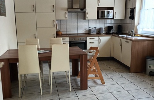 Holzheim House | Beautiful holiday home Pets permitted walking trips Lakes Jousting Golf
