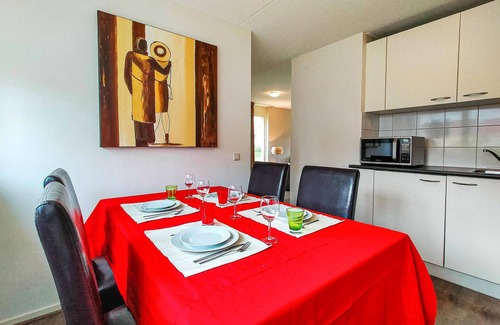 Delden House | Beautiful home in Delden with sauna