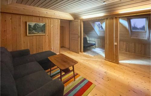 Asnes Municipality House | Beautiful Home In Flisa With Kitchen