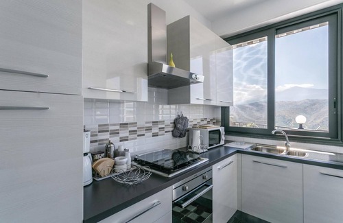 Gaggi House | Beautiful home in Gaggi