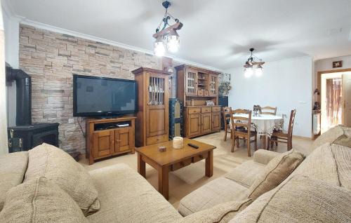 Gilet House | Beautiful Home In Gilet