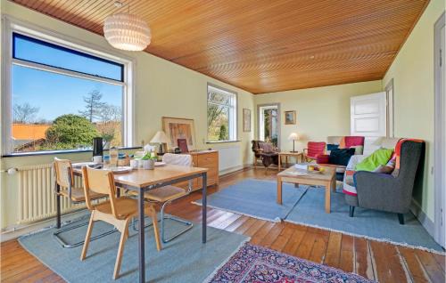 Vang House | Beautiful Home In Hasle With Wifi