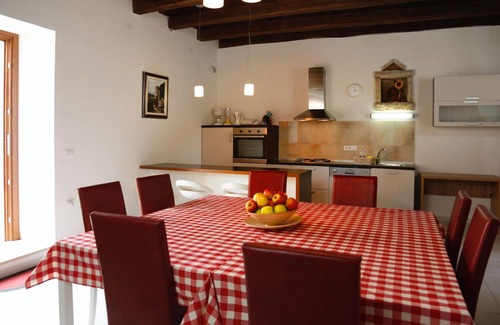 Burici House | Beautiful home in Kanfanar with sauna