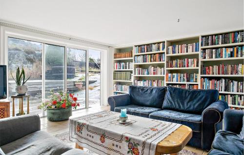 Grundsund House | Beautiful Home In Lysekil With Sauna