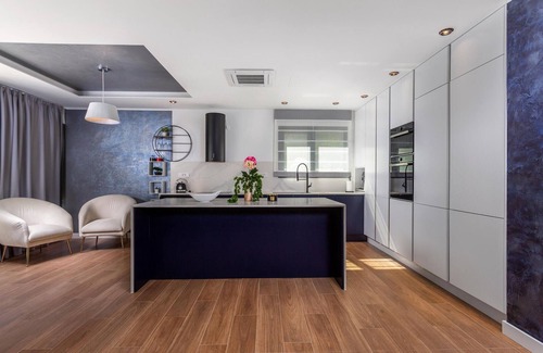 Opric House | Beautiful home in Opric with WiFi
