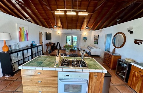 Pigeon Cay House | Beautiful home in Pigeon Cay 100 steps away from the Caribbean!