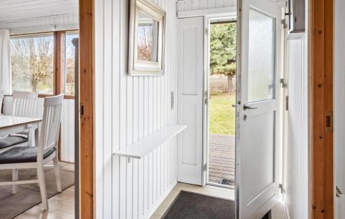 Stege House | Beautiful Home In Stege With Kitchen
