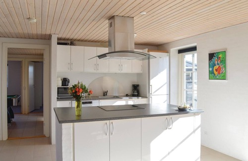 Øby House | Beautiful home in Ulfborg with WiFi