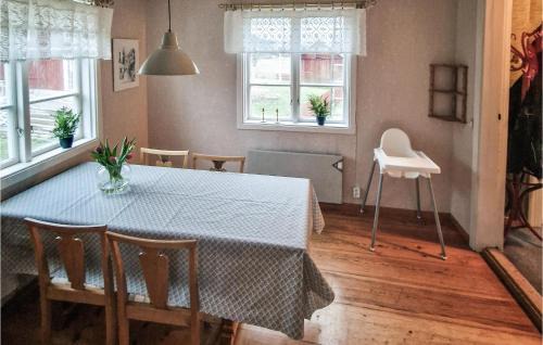 Hultsfred House | Beautiful Home In Vena With Wifi