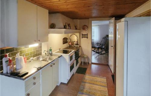 Hultsfred House | Beautiful Home In Vena With Wifi