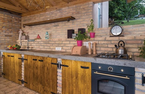 Zagreb House | Beautiful home in Zagreb with WiFi