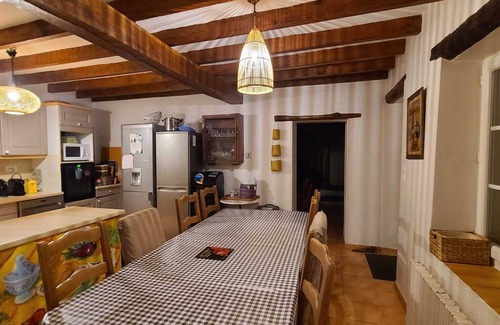 Rozet-Saint-Albin House | Beautiful house and large garden 100km from Paris