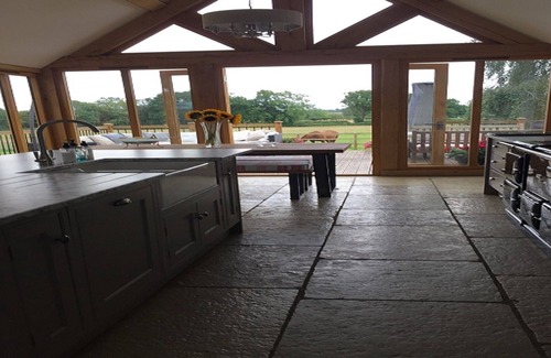 Pembridge Other | Beautiful House in rural location - Fibre Optic internet