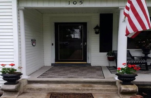 Lancaster House | Beautiful house in Danville, Lexington!