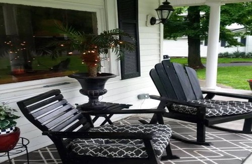Lancaster House | Beautiful house in Danville, Lexington!