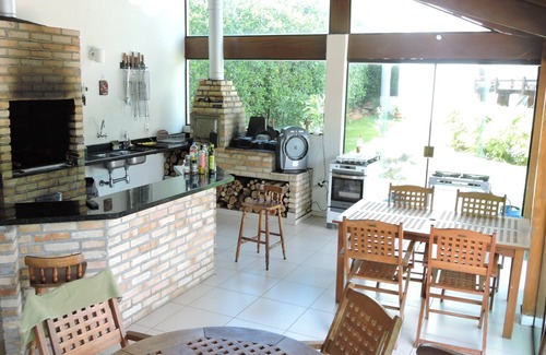 Parque dos Cafezais II Cottage | Beautiful house with incredible view/high standard/condominium/WiFi/heated pool/soccer field