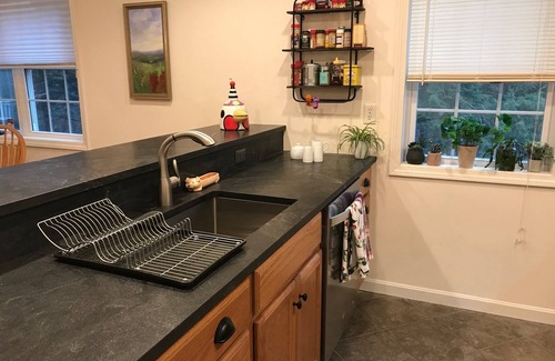 Hancock Condo | Beautiful Jiminy Peak Mountainside Condo Near Lifts - Just Remodeled