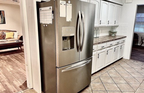 Sapulpa House | Beautiful King Suit w/Private Pool — 10mins from Tulsa!