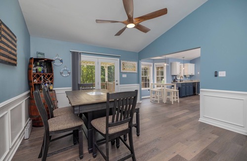 Henrico House | Beautiful Lakeside home ready to help you and your family make new Memories