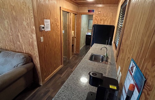 Frisco Cabin | Beautiful Lakeside Tiny House Cabin