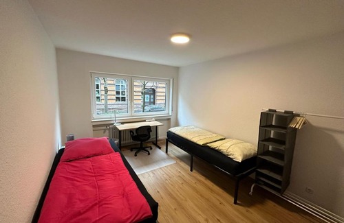 Weststadt Sudlicher Teil Apartment | Beautiful, large and great apartment with balcony in top location