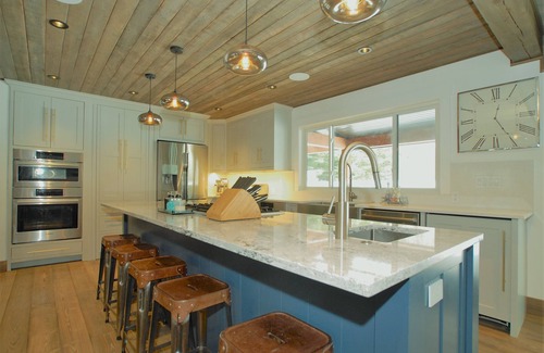 Banff House | Beautiful large home in the heart of Banff, walking distance to everything.