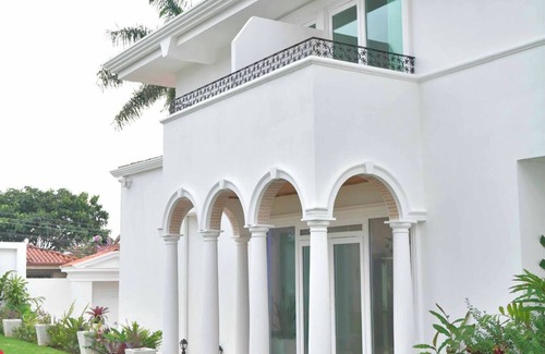Ciudad Cariari House | Beautiful large palace with huge private pool less than 10min from the airport