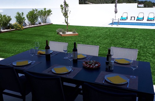 Famalicao Villa | Beautiful, luxurious detached villa with private pool