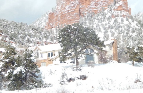 Basalt House | Beautiful LUXURY BASALT Home near Frying Pan River & Aspen