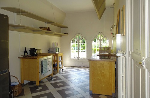 Parmain Apartment | Beautiful mansion in Van-Gogh country