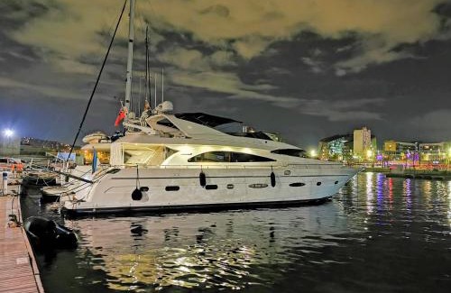 Sant Adria de Besos Boat Rental | Beautiful Motor Yacht Barcelona