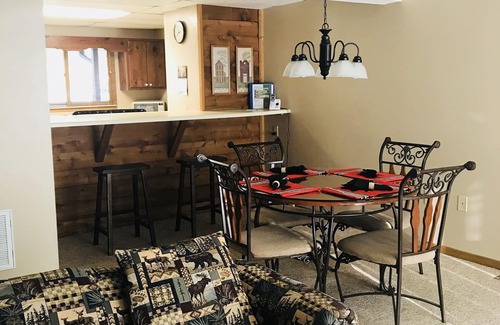 Pickens Condo | Beautiful Mountain Golfing Getaway Located on The Rock Golf Course