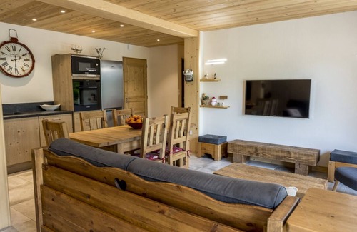 Verchaix Apartment | Beautiful new, cozy apartment near Morillon, Samoëns