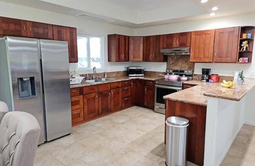 Keaau House | Beautiful Paradise Park Hale