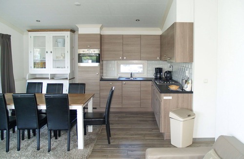 West-Graftdijk House | Beautiful private villa for 6 people with WIFI, TV, terrace and parking